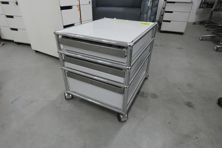 USM Haller - Rollcontainer